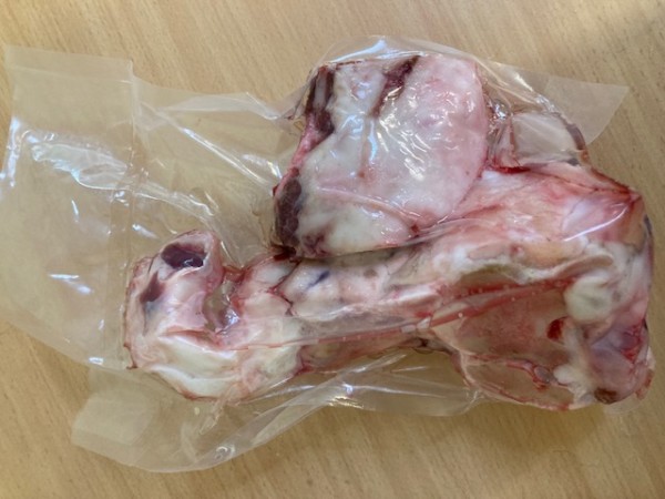 Knochen vom Rind 1kg - gefroren
